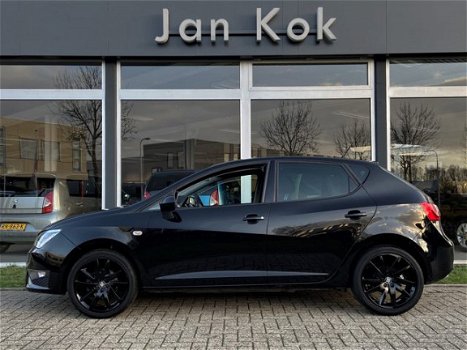 Seat Ibiza - 1.0 TSi 95 pk FR Connect / Bi-Xenon / 17'' / Navigatie / Stoelverwarming - 1