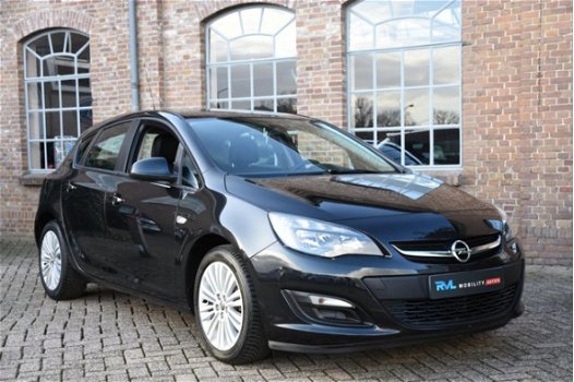 Opel Astra - 1.6 Comfort 2014 105.647Km Airco Cruise LMV Trekhaak - 1