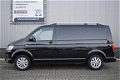 Volkswagen Transporter - 2.0 TDI L1H1 Highline Highline, leder, navi, cruise control, PDC, trekhaak, - 1 - Thumbnail