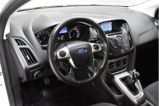 Ford Focus Wagon - 1.0 EcoBoost Edition [ navi trekhaak pdc ] - 1