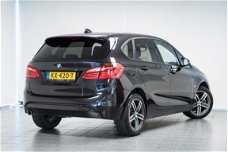 BMW 2-serie Active Tourer - 218d Sport High Executive / Trekhaak / PDC