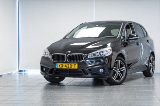 BMW 2-serie Active Tourer - 218d Sport High Executive / Trekhaak / PDC - 1