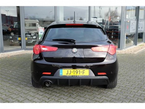 Alfa Romeo Giulietta - 1.4 Turbo MultiAir Distinctive Sprint Navi DAB+ - 1