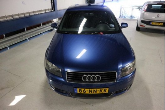 Audi A3 - 2.0 FSI Ambition NW APK / 2e EIG / BOSE + 17INCH + STOER - 1