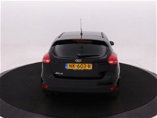 Ford Focus - 1.5 120PK TDCI Titanium 5drs | Navi | Clima | 17-inch | Privacy glass | 1e eigenaar | O