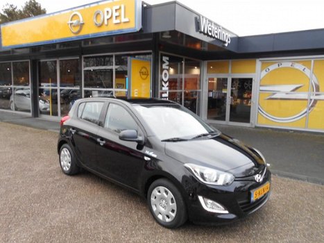 Hyundai i20 - 1.2i 85PK 5D Blue Drive Airco - 1