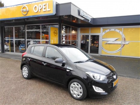 Hyundai i20 - 1.2i 85PK 5D Blue Drive Airco - 1