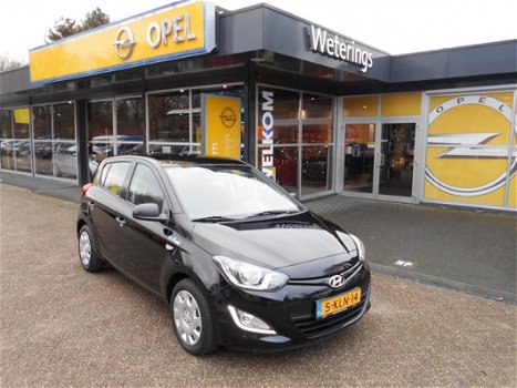 Hyundai i20 - 1.2i 85PK 5D Blue Drive Airco - 1