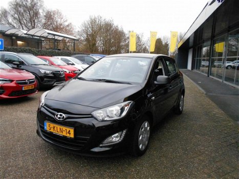 Hyundai i20 - 1.2i 85PK 5D Blue Drive Airco - 1