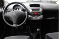 Peugeot 107 - 1.0 68PK 5D ACCES|AIRCO|AUX/CD|1STE EIGENAAR - 1 - Thumbnail