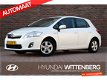 Toyota Auris - 1.8 Full Hybrid Business Automaat | Navigatie | Cruise control | Climate control | Lm - 1 - Thumbnail