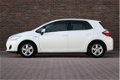 Toyota Auris - 1.8 Full Hybrid Business Automaat | Navigatie | Cruise control | Climate control | Lm - 1 - Thumbnail