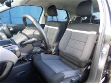 Citroën C4 Cactus - 1.2 110pk Business Navigatie en Climate en PDC