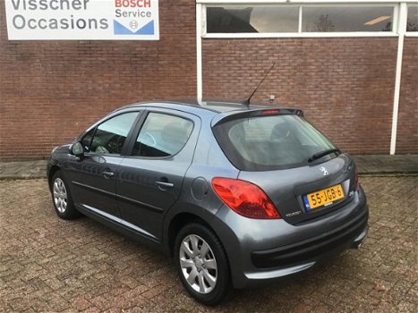 Peugeot 207 - 1.6 VTI 16V 5DRS AUTOMAAT “ Sublime” - 1