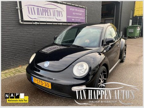 Volkswagen New Beetle - 2.0 Highline - 1