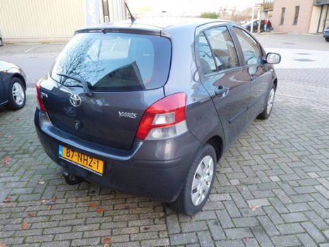 Toyota Yaris - 1.3 16v VVT-i Comfort 5-deurs - 1