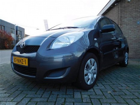 Toyota Yaris - 1.3 16v VVT-i Comfort 5-deurs - 1