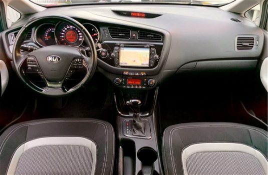 Kia Cee'd - 1.6 GDI. 135PK, AUTOMAAT, NAVI, CAMERA, CRUISE, XENON - 1