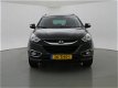 Hyundai ix35 - 2.0i 164 PK 4WD i-CATCHER + PANORAMA / LEDER / NAVIGATIE / TREKHAAK - 1 - Thumbnail