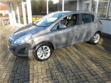 Opel Corsa - 1.2-16V Design Edition