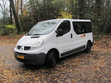 Renault Trafic Passenger - 2.0 dCi T27 L1H1 Authentique 9 PERSOONS - 1