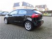 Kia Rio - 1.2 CVVT Comfort Pack Airco/ parkeersensoren - 1 - Thumbnail