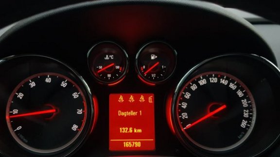 Opel Astra - 1.6 Edition, Navi, PDC V+A, Trekhaak - 1