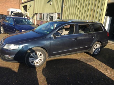 Volkswagen Passat Variant - 2.0 TDI Comfortline - 1