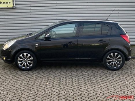Opel Corsa - 1.4-16V 111 Edition - 1