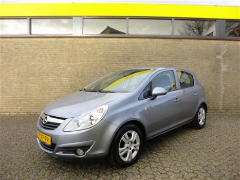 Opel Corsa - 1.2 16V 5Drs Enjoy Airco - 1