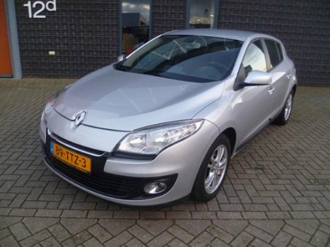 Renault Mégane - 1.5 dCi Expression Clima Navi - 1