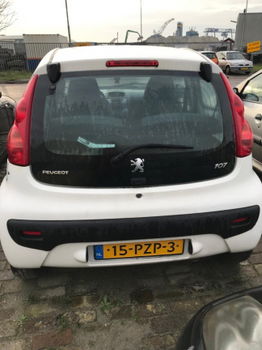 Peugeot 107 - 1.0-12V XR - 1