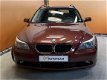 BMW 5-serie Touring - 525i High Executive youngtimer lage km stand aut sportint - 1 - Thumbnail