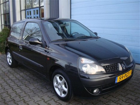 Renault Clio - 1.2-16V Dynamique 2002 Apk 11-2020 - 1