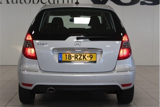 Mercedes-Benz A-klasse - 180 Business Class Avantgarde | PDC | Cruise | Telefoon | Airco - 1