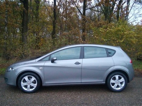 Seat Leon - 1.4 TSI 25 Edition I Apk 07-2020 - 1