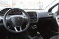 Peugeot 2008 - 1.2 PureTech Allure Navi, Climate, cruise, camera, PDC achter - 1 - Thumbnail