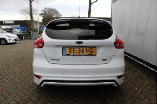 Ford Focus - 1.0 ST-Line Navi, climate, cruise, camera, PDC achter, LED - 1