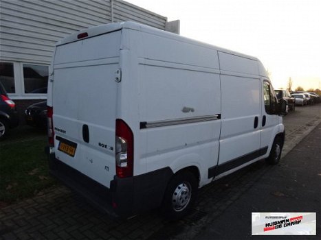 Peugeot Boxer - 335 L2H2 2.2HDI 120 2011 Motorschade - 1