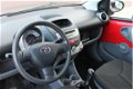 Toyota Aygo - 1.0-12V 72 dkm NAP Topstaat - 1 - Thumbnail
