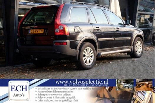 Volvo XC90 - D5 163 pk Automaat Momentum, Leer, 7 persoons - 1