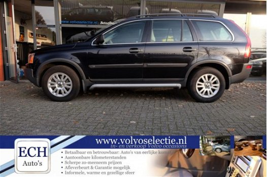 Volvo XC90 - D5 163 pk Automaat Momentum, Leer, 7 persoons - 1