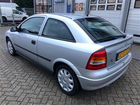 Opel Astra - 1.6-16V Club [bj 2000] AUTOMAAT|AIRCO|WEINIG KM - 1