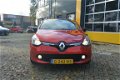 Renault Clio Estate - Zonder afl.kosten + BOVAG garantie - 1 - Thumbnail