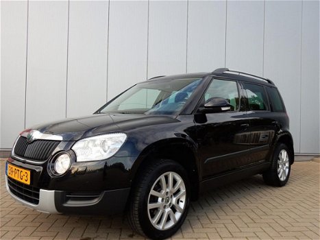 Skoda Yeti - 1.2 TSI 105pk DSG-7 Elegance Panorama schuifdak - 1