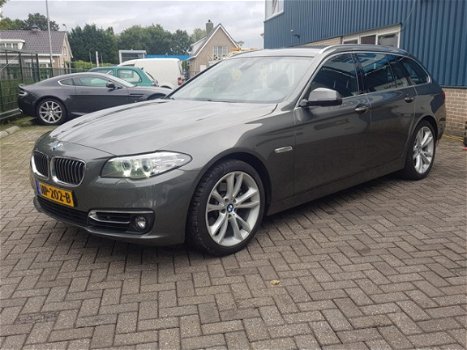 BMW 5-serie Touring - 520i Executive - 1