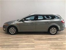 Ford Mondeo Wagon - 2.0-16V Titanium NAVI / CLIMA / CRUISE/ PDC / VOORRUITVERW / DEALER ONDERHOUDEN