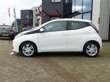 Toyota Aygo - 1.0 VVT-i x , 5Deurs, Camera, Clima, LMV, Cruis, Inruil Mog - 1