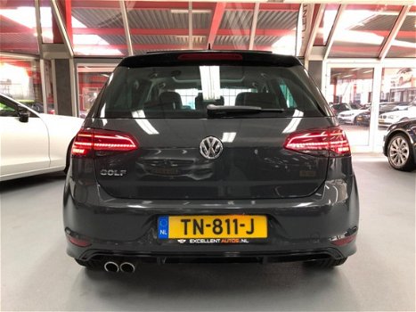 Volkswagen Golf - 2.0 TDI Highline R-line - 1