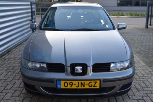 Seat Leon - 1.6-16V Stella Navi/Airco/Org.Nederlands - 1